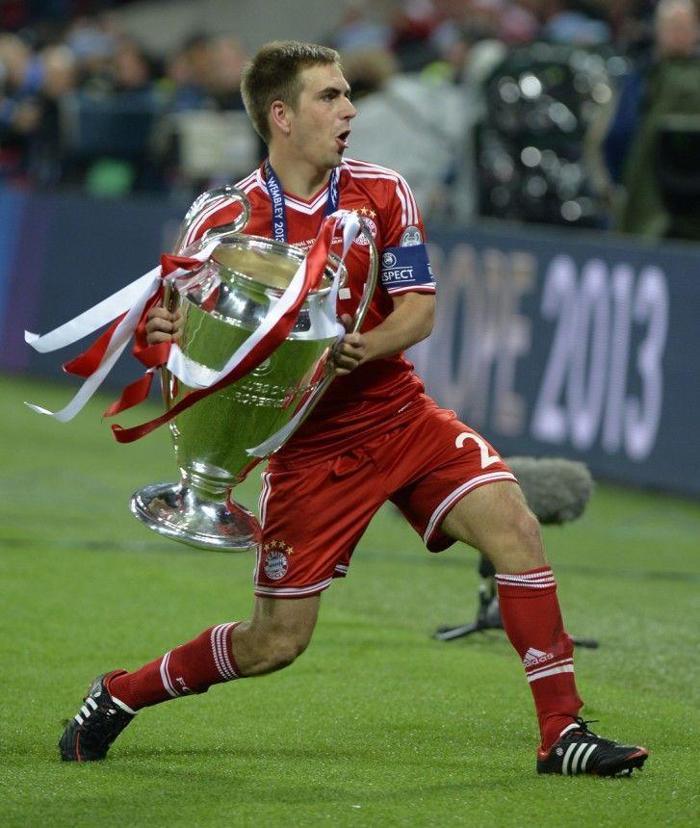 Sağ bek: Philipp Lahm