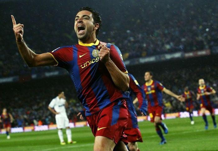 Orta saha: Xavi Hernandez