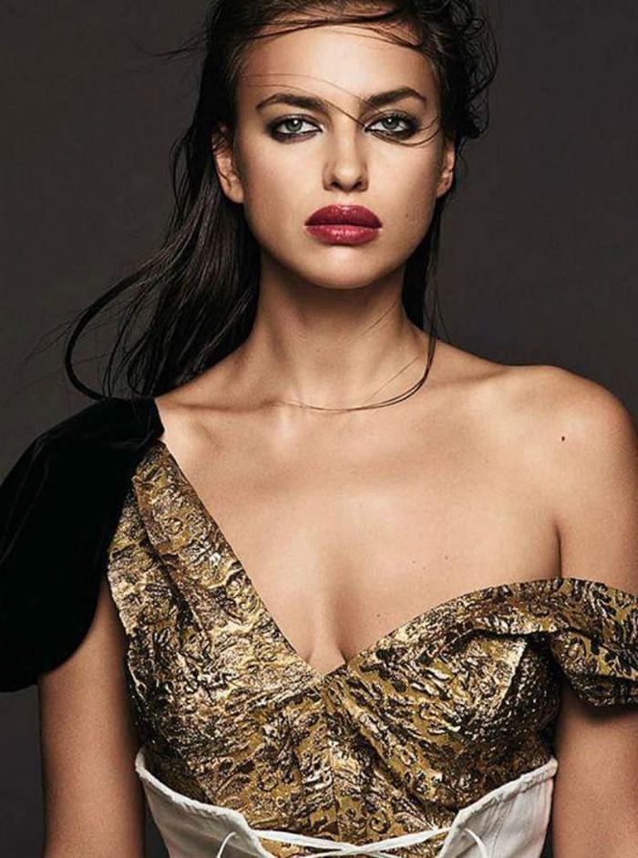 Irina Shayk Cannesa damga vurdu