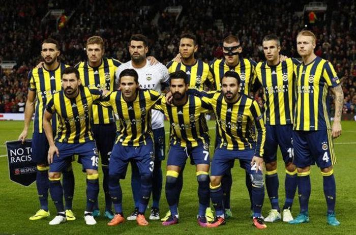 Kjaer takım arkadaşlarının hedefinde