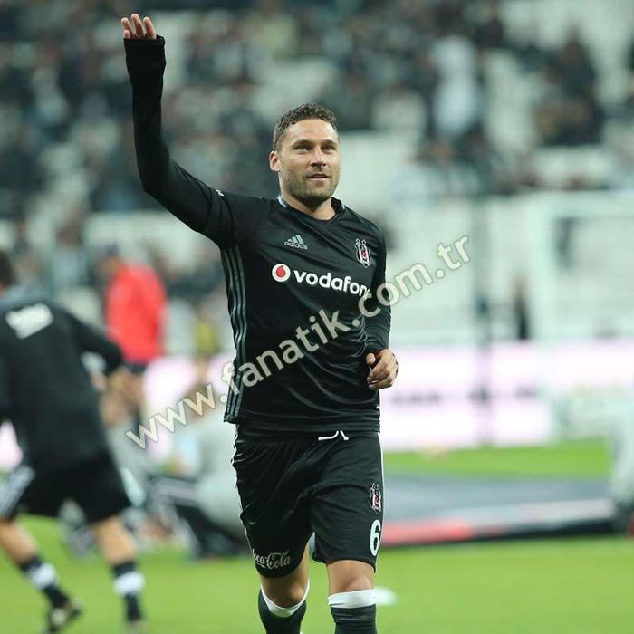 Beşiktaş taraftarı sıralamayı değiştirdi