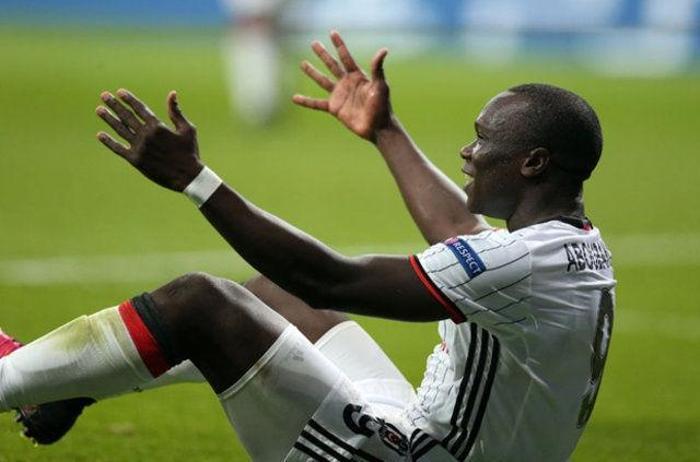 Beşiktaşta 9 numara laneti