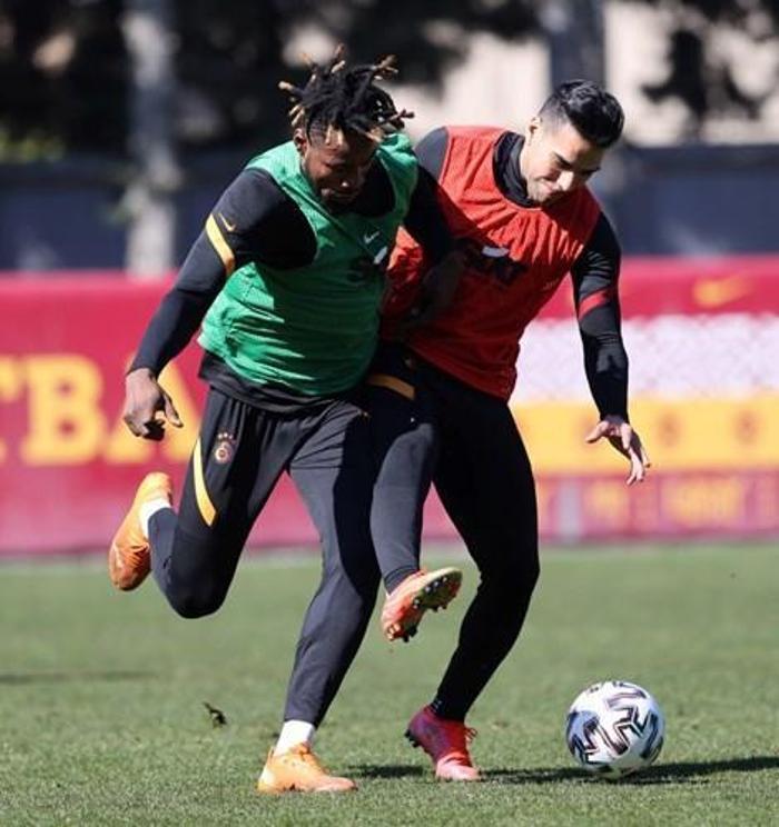 Galatasarayda son dakika | Marcelo Saracchi takımla birlikte çalıştı