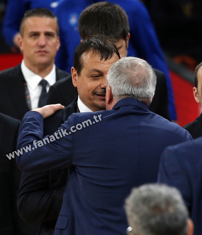Final Fourda Fenerbahçe Beko - Anadolu Efes maçından ekrana yansımayanlar