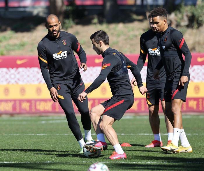 Galatasarayda son dakika | Marcelo Saracchi takımla birlikte çalıştı