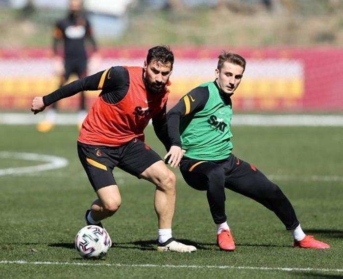 Galatasarayda son dakika | Marcelo Saracchi takımla birlikte çalıştı