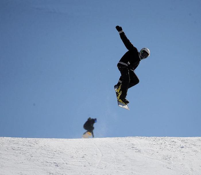 Palandökende snowboard şov