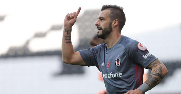 Beşiktaşın eski golcüsü Alvaro Negredodan olay transfer itirafı