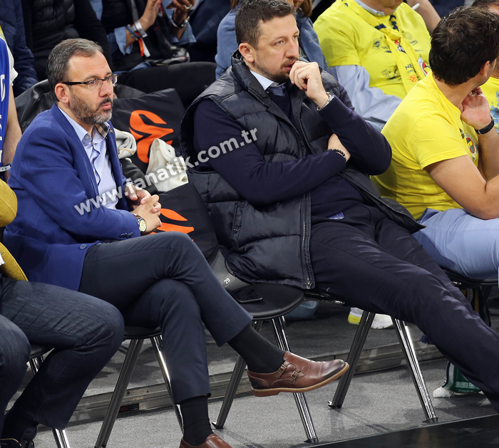 Final Fourda Fenerbahçe Beko - Anadolu Efes maçından ekrana yansımayanlar