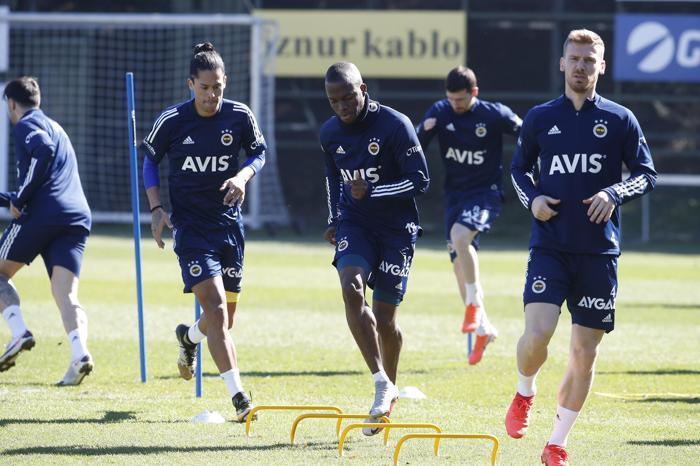 Fenerbahçede Luiz Gustavo sevinci