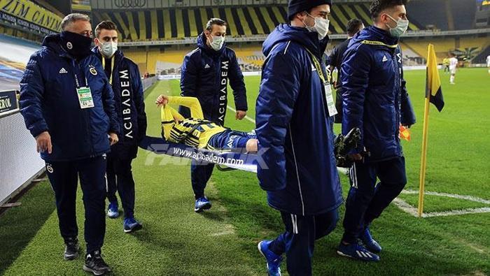 Son dakika Fenerbahçe haberi: Mesut Özilin bileğinin döndüğü o an