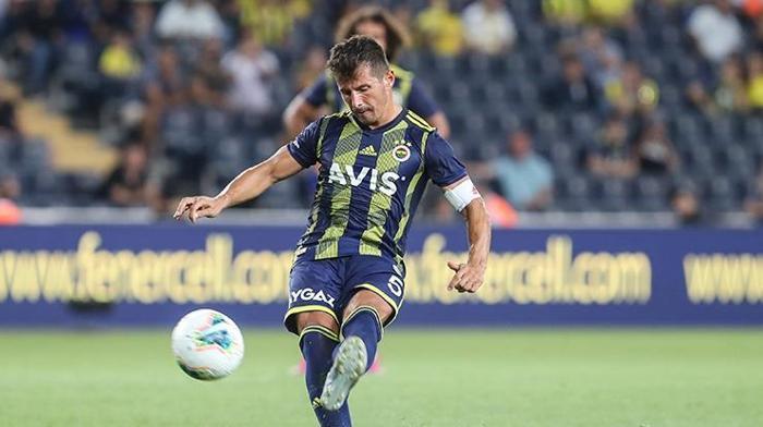 Emre Belözoğlu - 50 gol