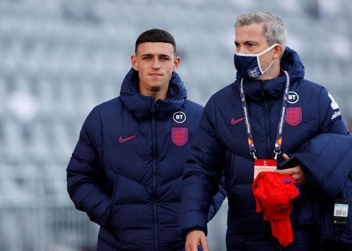 Yine İngiliz futbolcular, yine parti, yine skandal