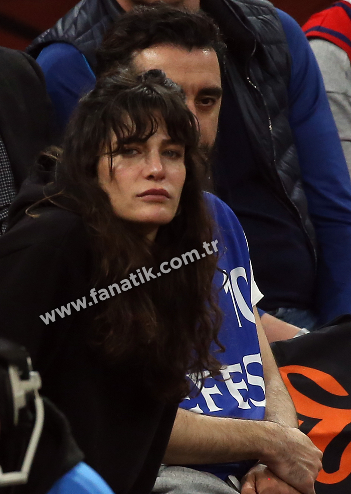 Final Fourda Fenerbahçe Beko - Anadolu Efes maçından ekrana yansımayanlar