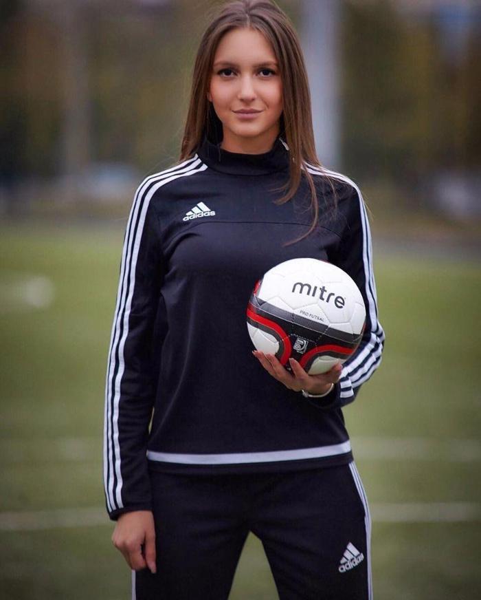 Dünyanın en güzel hakemi: Ekaterina Kostjunina