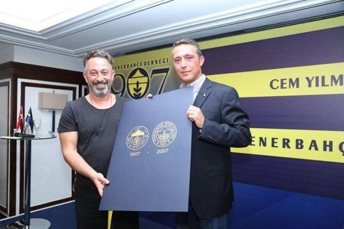 Cem Yılmaz bombayı patlattı Rıdvan Dilmen ve Fenerbahçe filmi...
