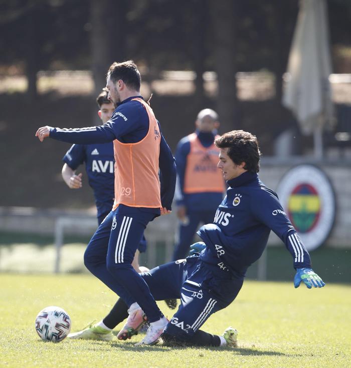 Fenerbahçe açıkladı İşte Luiz Gustavonun son durumu