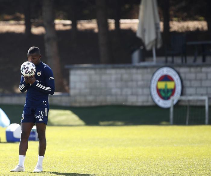 Fenerbahçe açıkladı İşte Luiz Gustavonun son durumu