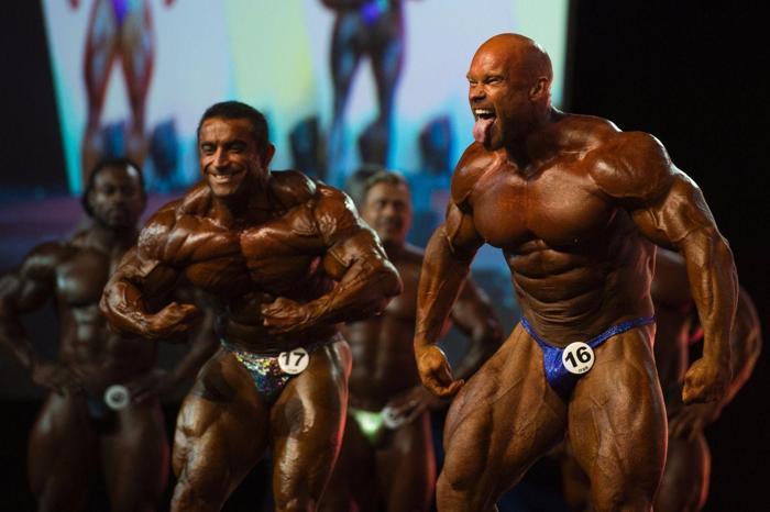 Arnold Classicten renkli kareler