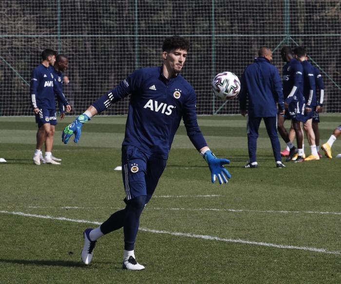 Fenerbahçe haberi... Başkan Ali Koç, Trabzonspor maçı öncesi Samandırada