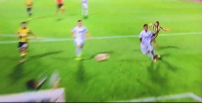Kasımpaşa-Fenerbahçe maçında ilginç görüntü