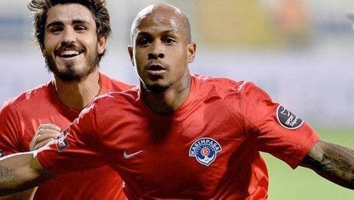 Venezuela - 1 futbolcu
