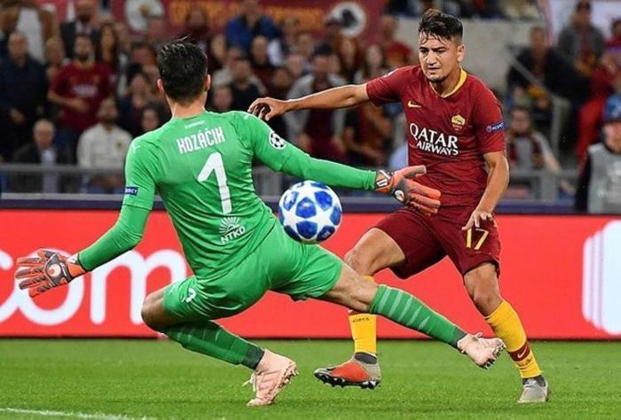 Kulüpler para basıyor İşte forma sponsorları ve gelirleri