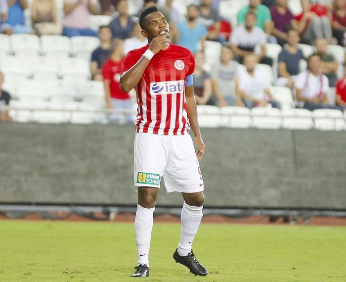 Kamerun - 12 futbolcu