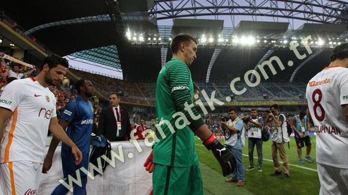 Kayserispor-Galatasaray maçı öncesi olay çıktı
