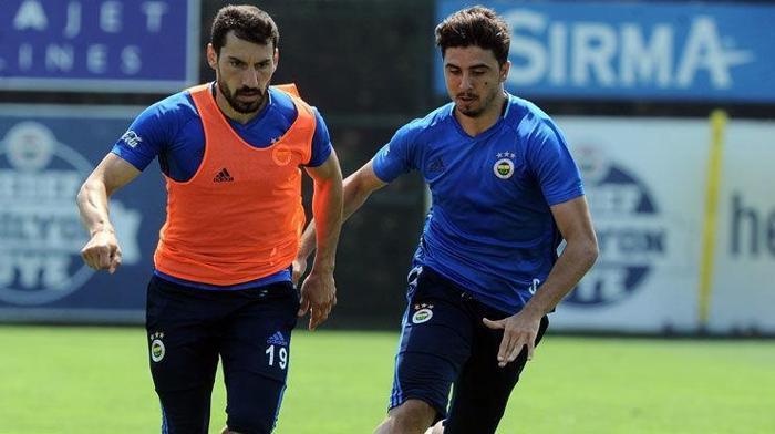 Fenerbahçenin UEFA Avrupa Ligi kadrosu belli oldu