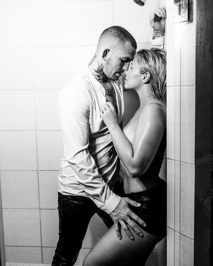 Paige VanZant, müstehcen fotoğraflarını satışa çıkardı