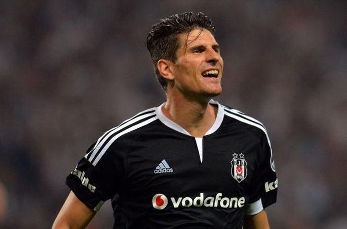 Wolfsburg Mario Gomez için 7 milyon Euro ödemiş