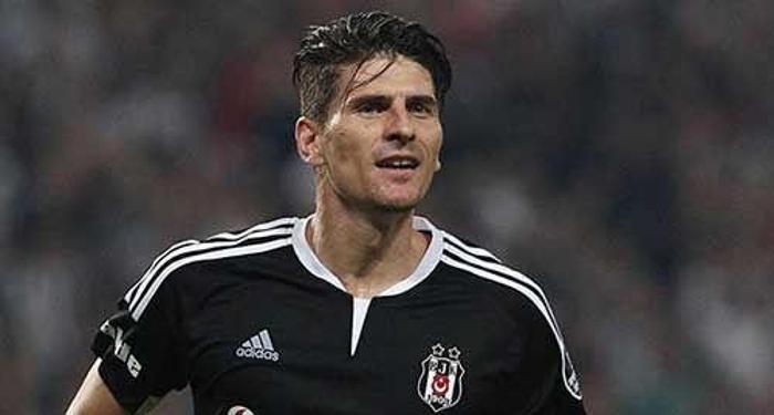 Wolfsburg Mario Gomez için 7 milyon Euro ödemiş