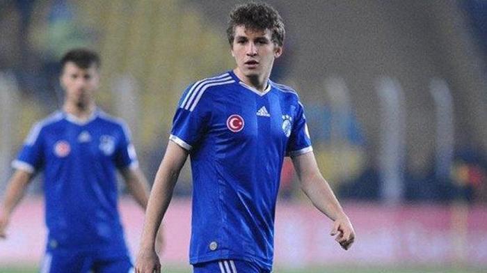 Fenerbahçenin UEFA Avrupa Ligi kadrosu belli oldu
