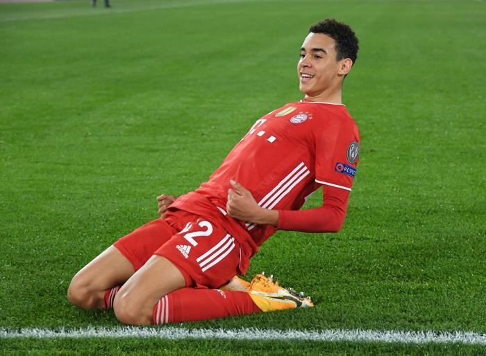 Jamal Musiala, yıldızını parlatmaya devam ediyor Şampiyonlar Ligi tarihinde gol atan en genç İngiliz