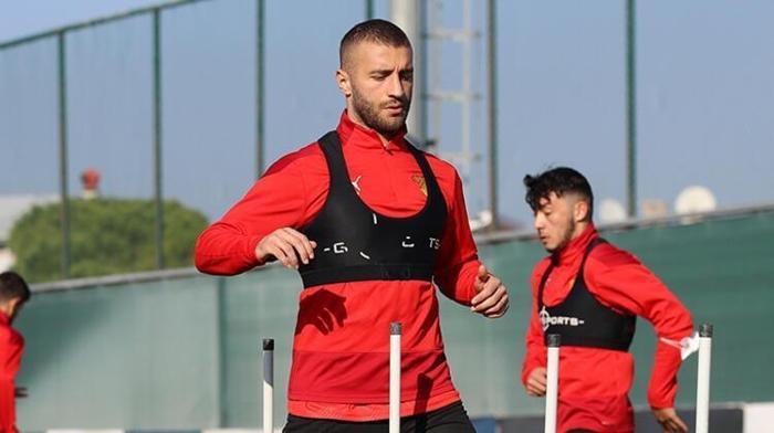 Galatasarayda son dakika transfer gelişmesi Alpaslan Öztürk hamlesi