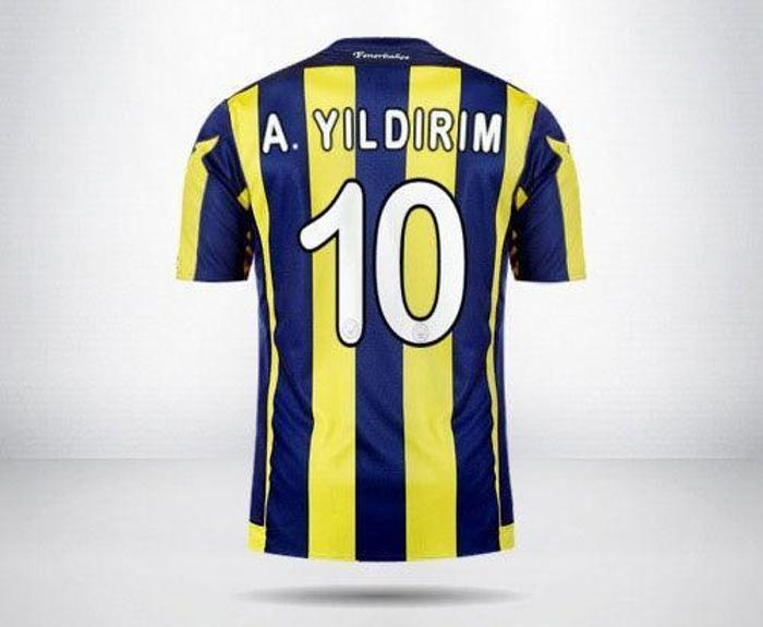 Sarı Lacivertliler, tarihleri boyunca 10 numara mevkiine büyük önem verirken, özellikle de Aziz Yıldırımın başkanlığında yapılan transferler, hem gelişleriyle hem de gidişleriyle her zaman gündemin en üst noktasında yer aldı.