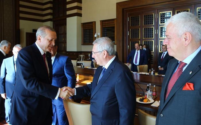 Cumhurbaşkanı Recep Tayyip Erdoğan, Kulüpler Birliğini kabul etti