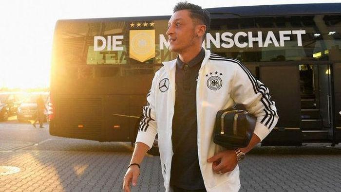 12. Mesut Özil (Arsenal) - 89