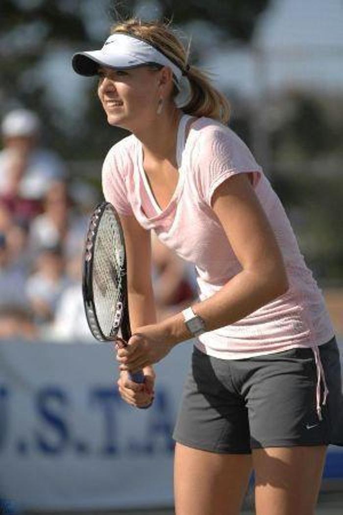 Kortların kraliçesi: Maria Sharapova