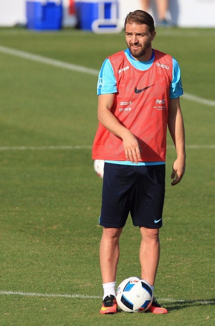 3 büyüklerde forma giyen futbolcular