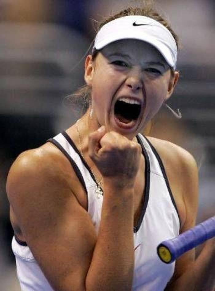 Kortların kraliçesi: Maria Sharapova