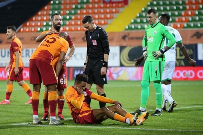 Son dakika Galatasaray haberi... Luyindama için rekor bedel