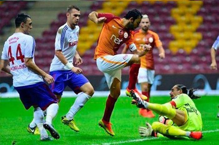 Galatasarayda Selçuk İnan depremi