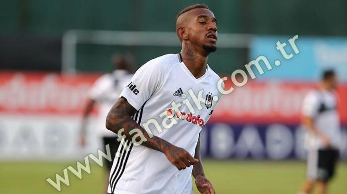 Beşiktaşın yeni transferi Talisca ilk idmanına çıktı