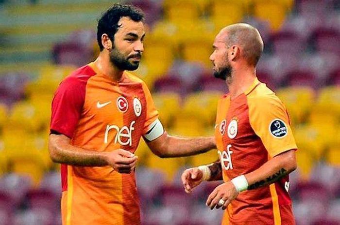 Galatasarayda Selçuk İnan depremi