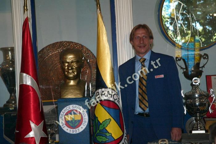 2003-2004 sezonu