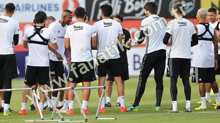 Beşiktaşın yeni transferi Talisca ilk idmanına çıktı