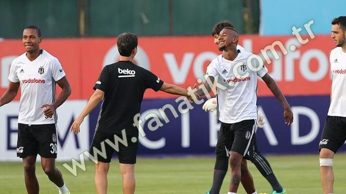 Beşiktaşın yeni transferi Talisca ilk idmanına çıktı