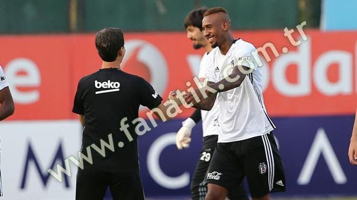 Beşiktaşın yeni transferi Talisca ilk idmanına çıktı